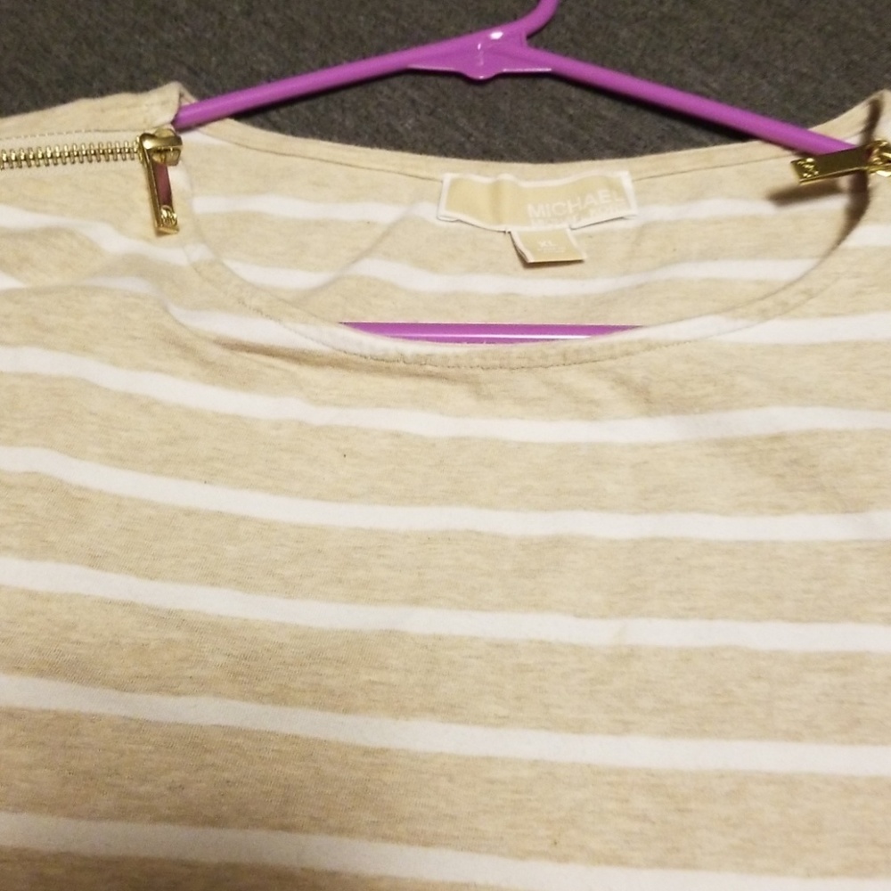 Shirts - Picture 2 of 3